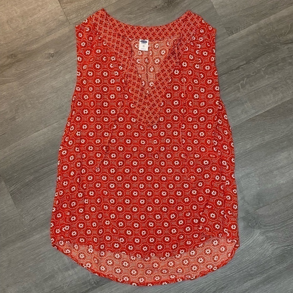 Old Navy Floral Lightweight Tank Top